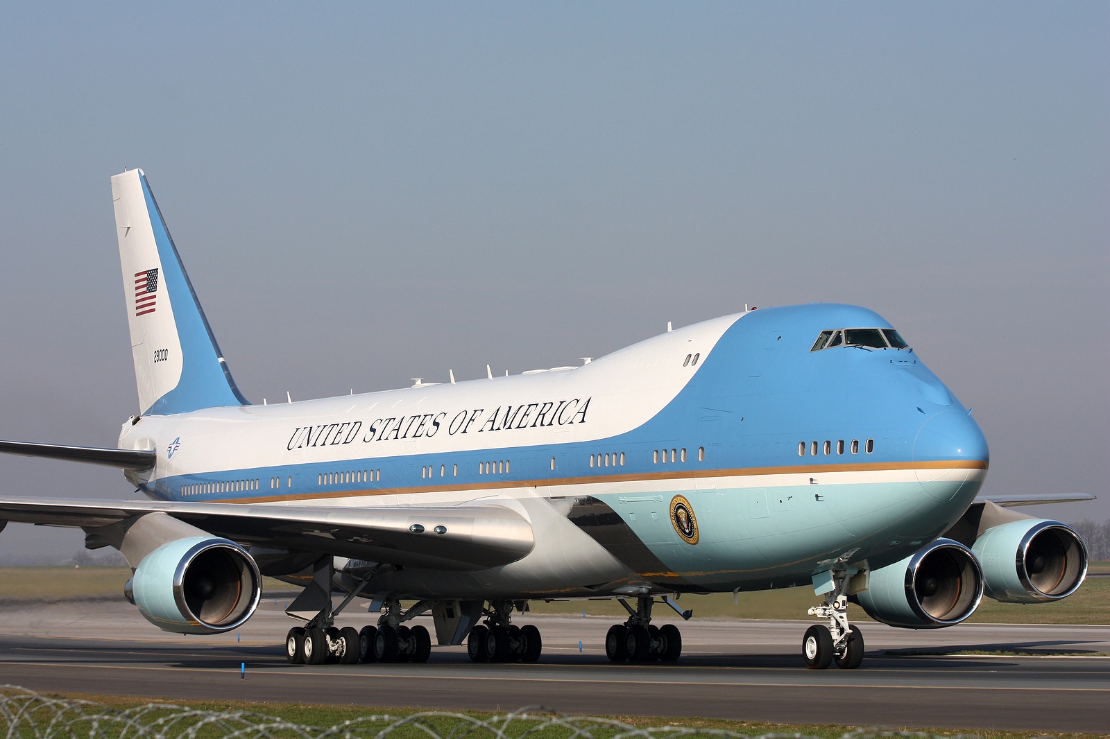 Interim Air Force One Enters Service as U.S. Awaits Boeing’s Delayed Presidential Fleet